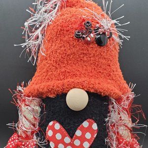 Heart Love Girl Gnome